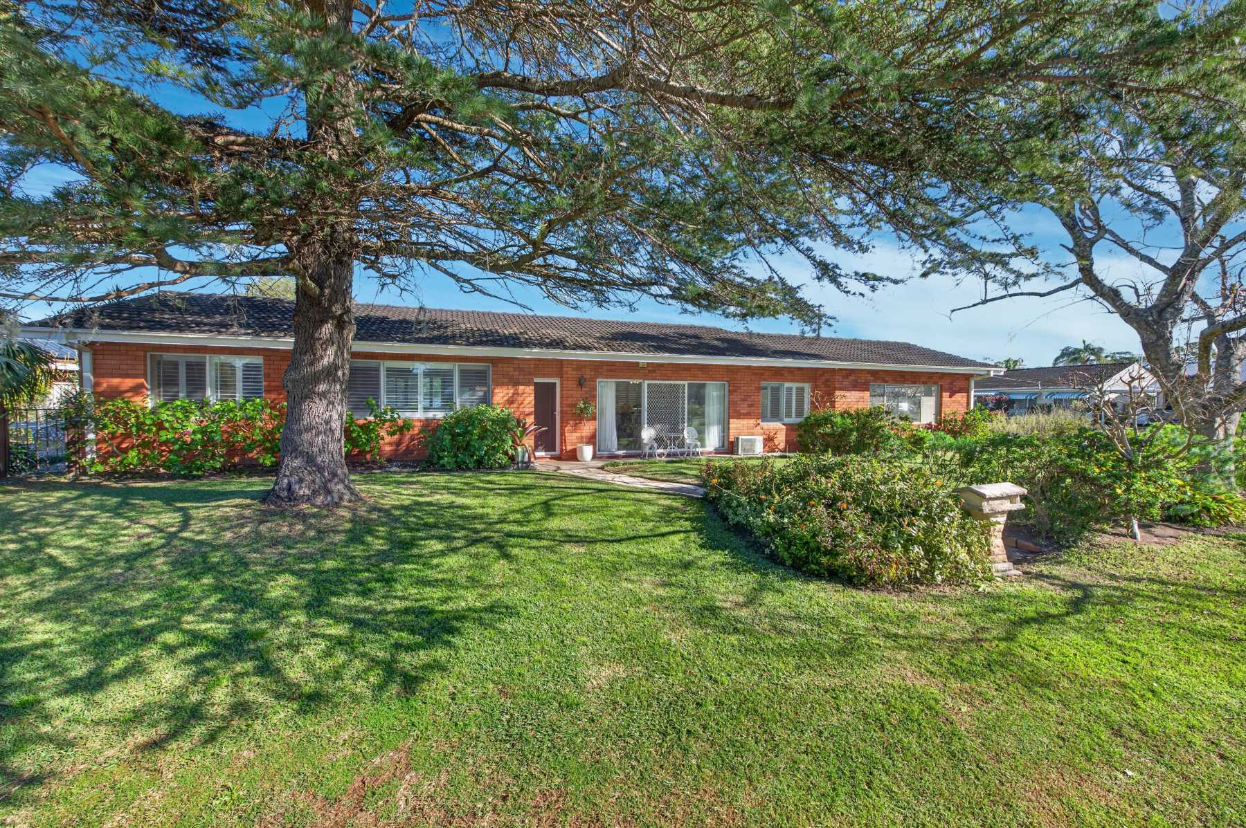 8-sonter-avenue-woy-woy-nsw-2256-36657