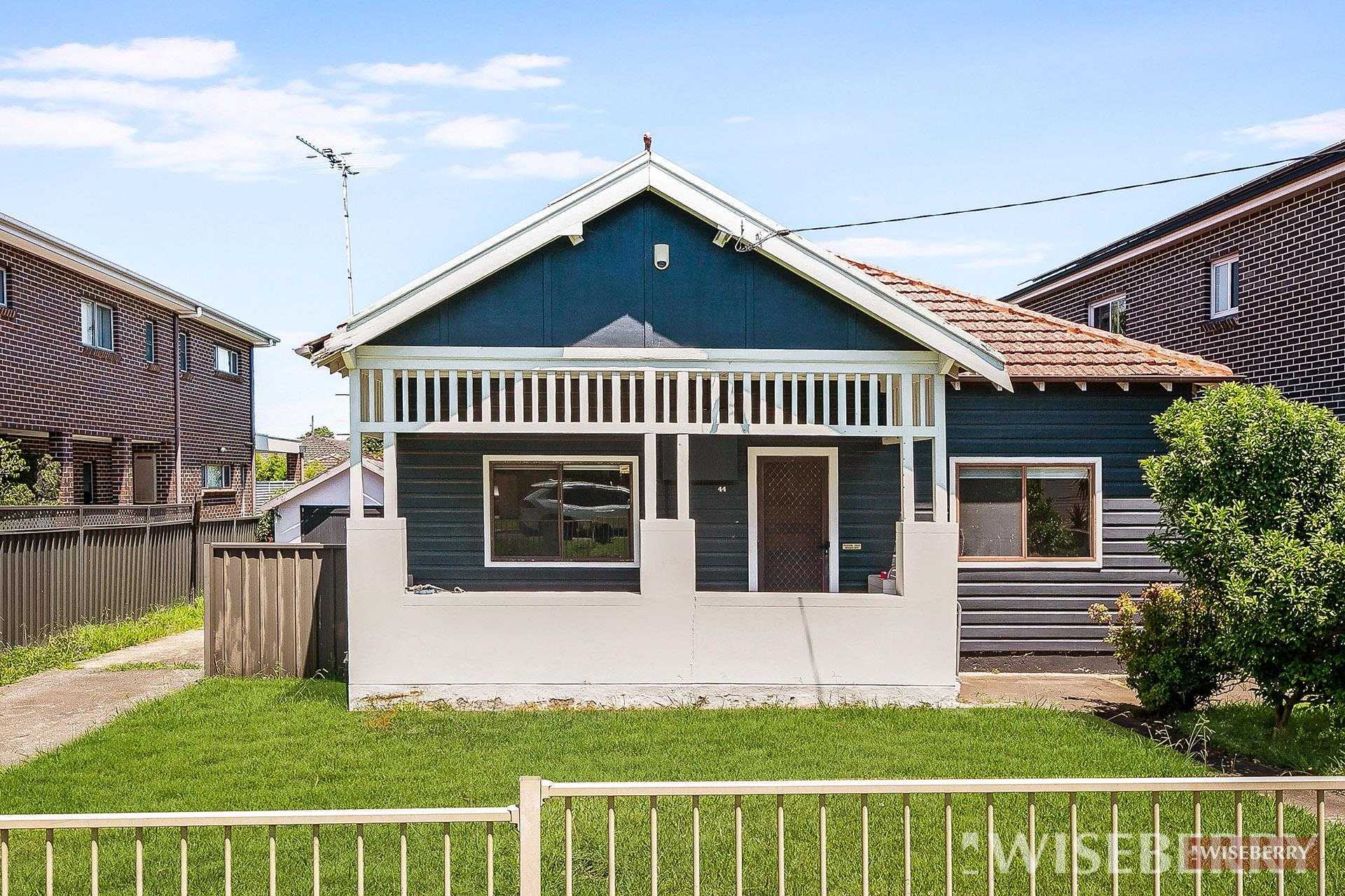 44-carnation-avenue-bankstown-nsw-2200-11884