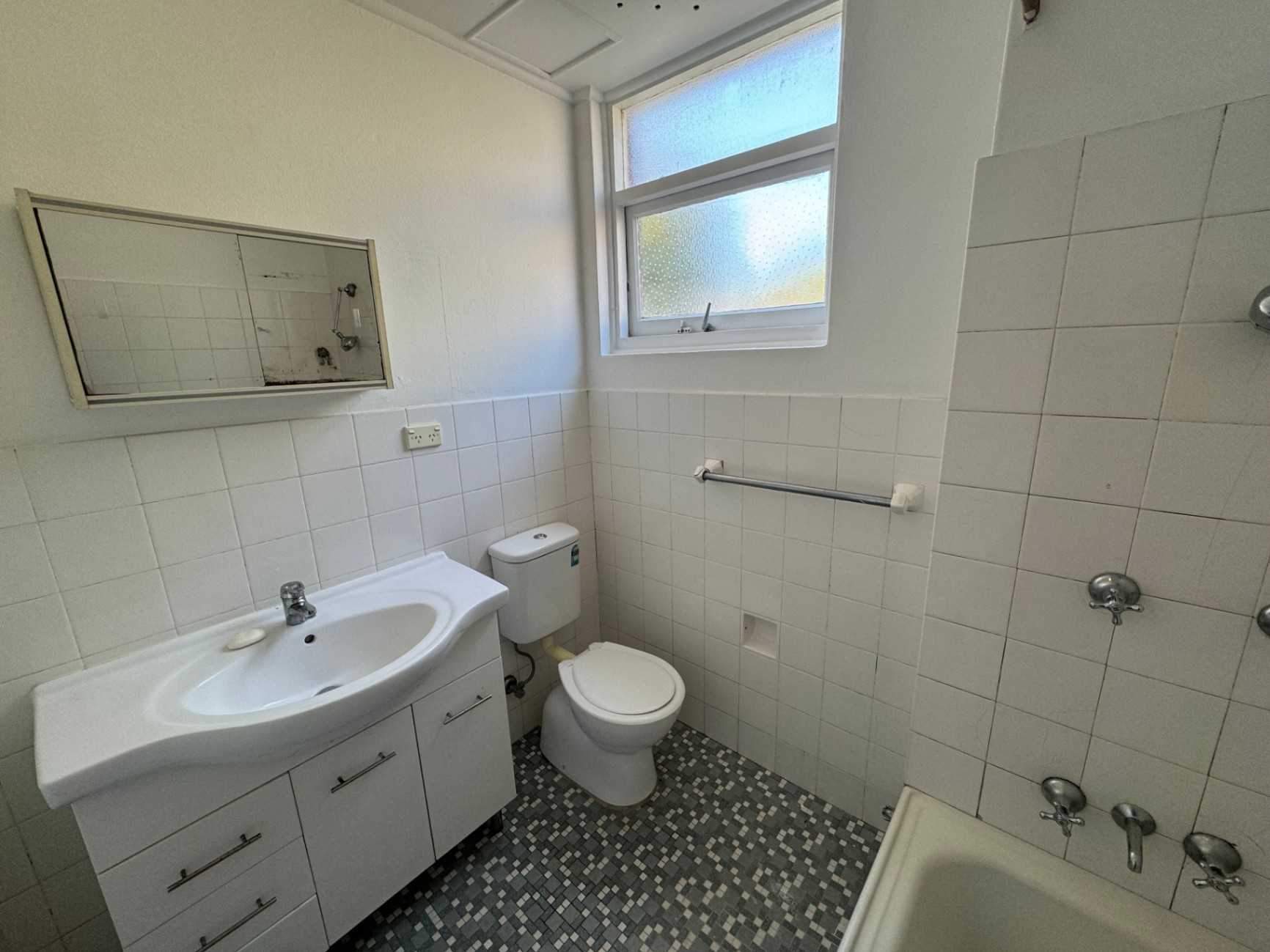 4-10-bent-street-petersham-nsw-2049-10233