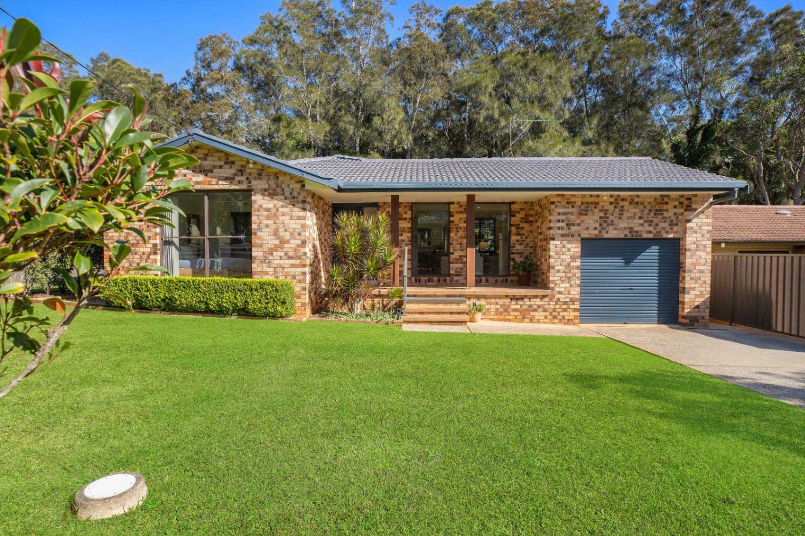 1-karalee-parade-port-macquarie-nsw-2444-10337