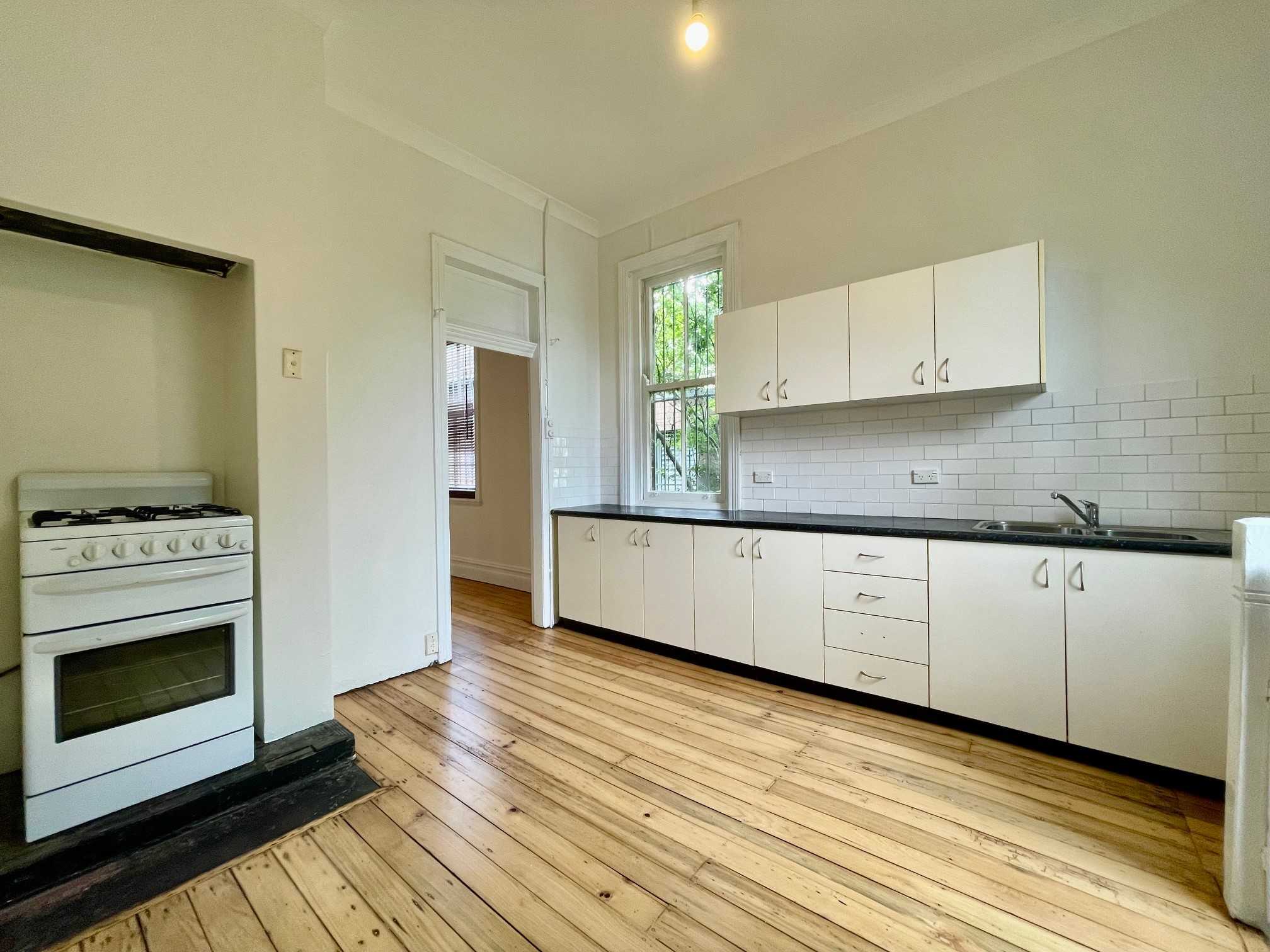 14-oxford-street-newtown-nsw-2042-11346