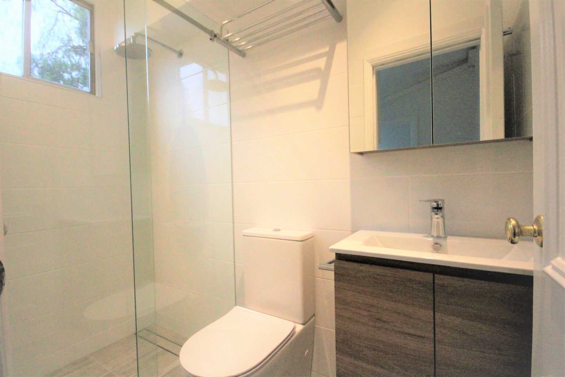 9-44-gordon-crescent-stanmore-nsw-2048-11526