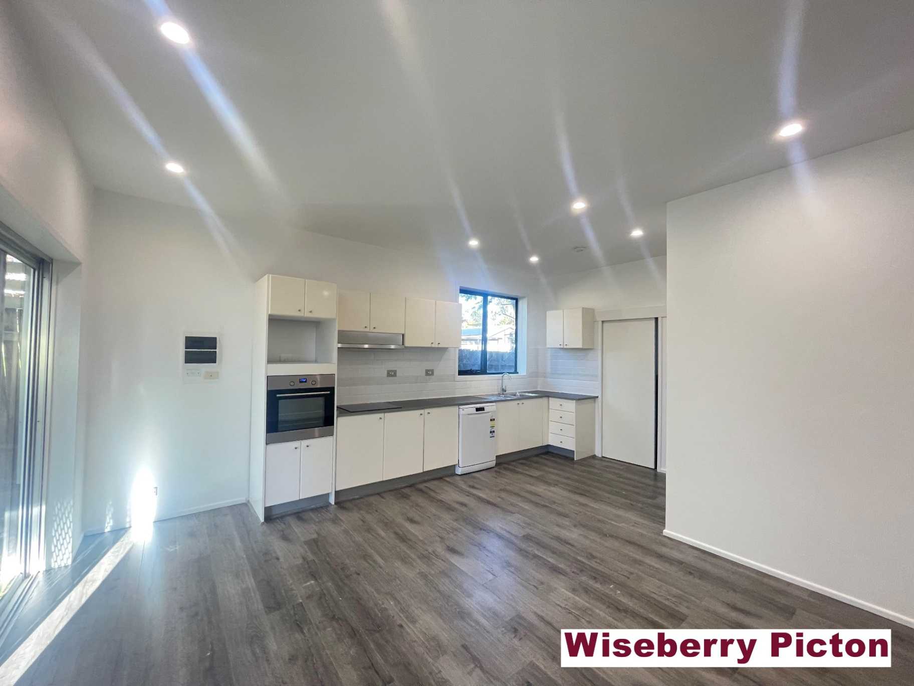 6a-chaseling-place-the-oaks-nsw-2570-11982