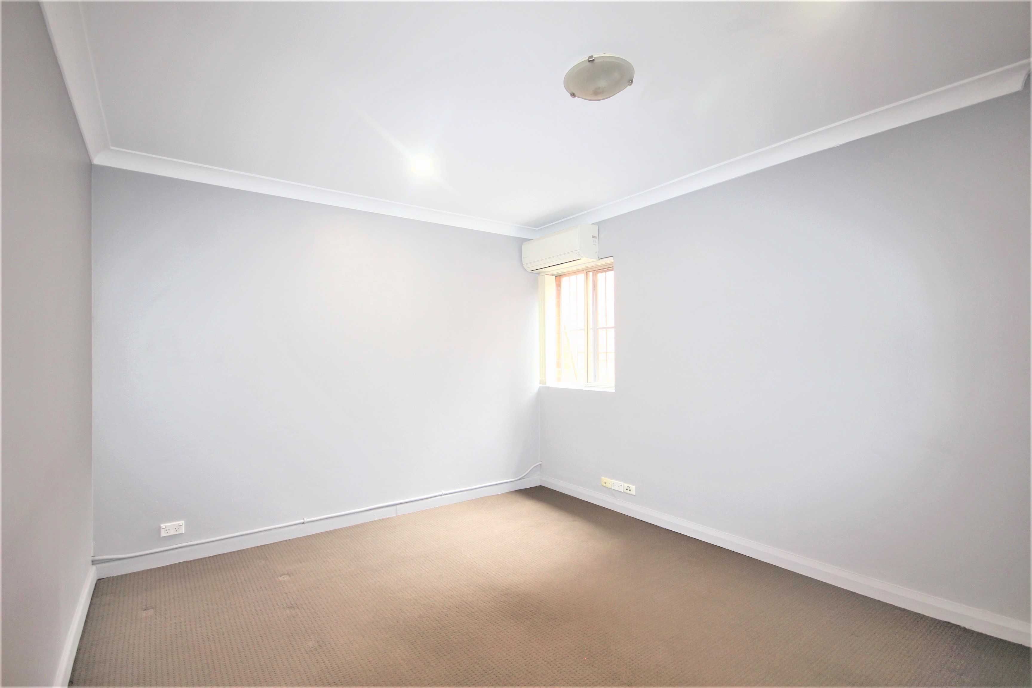 1-176-enmore-lane-enmore-nsw-2042-12061
