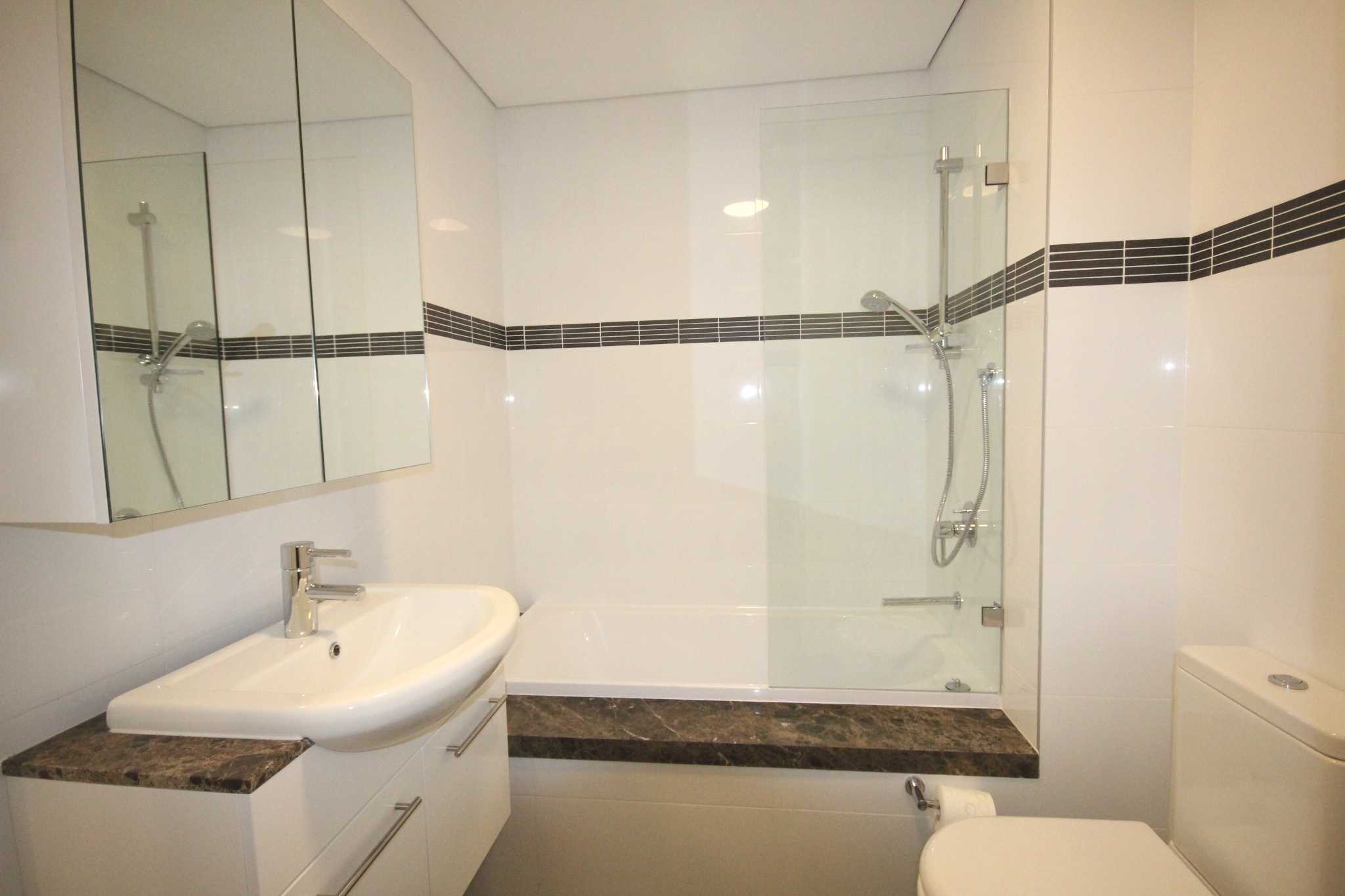204-21-enmore-road-newtown-nsw-2042-1361