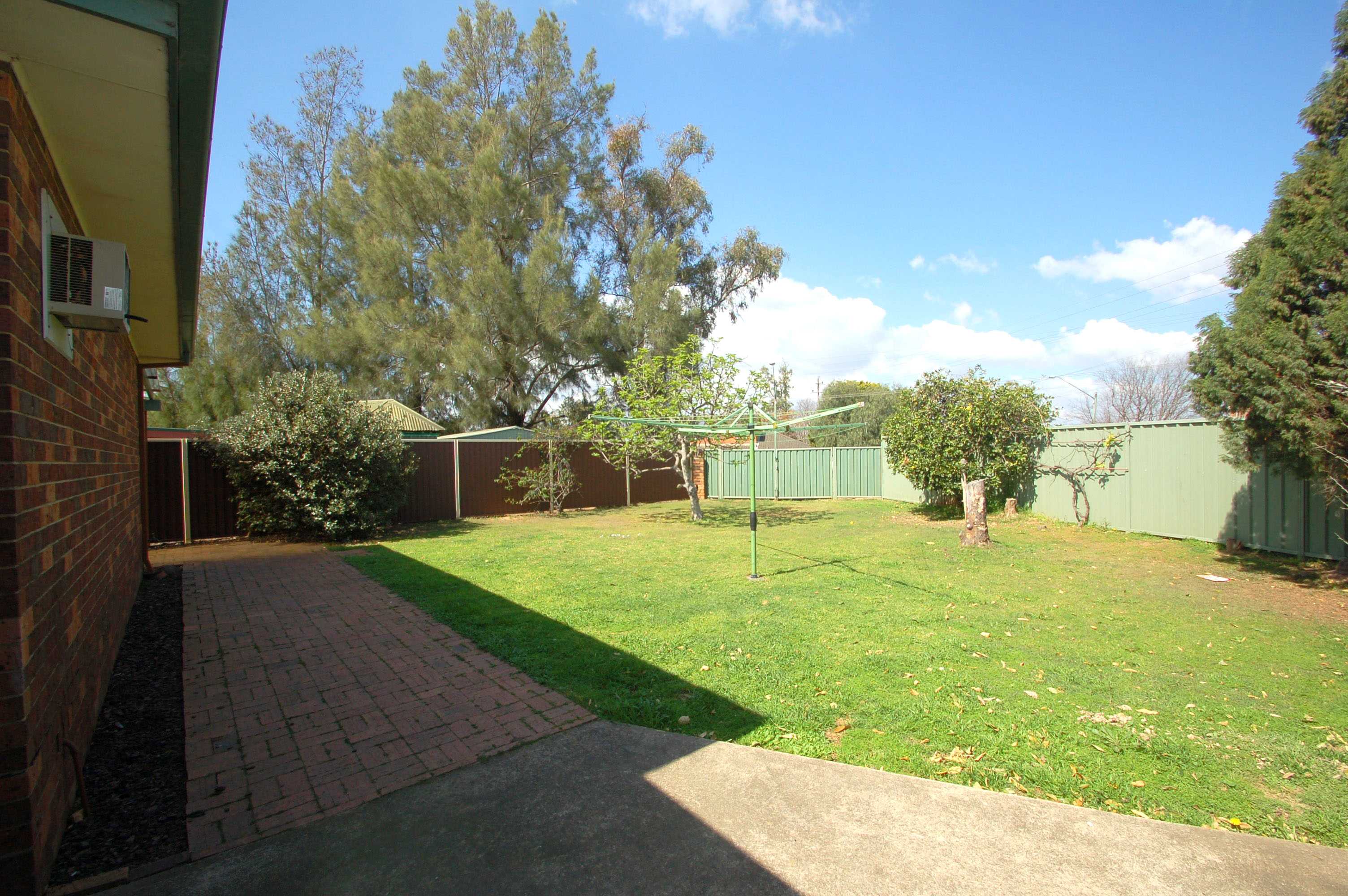 9-tim-whiffler-place-richmond-nsw-2753-2011