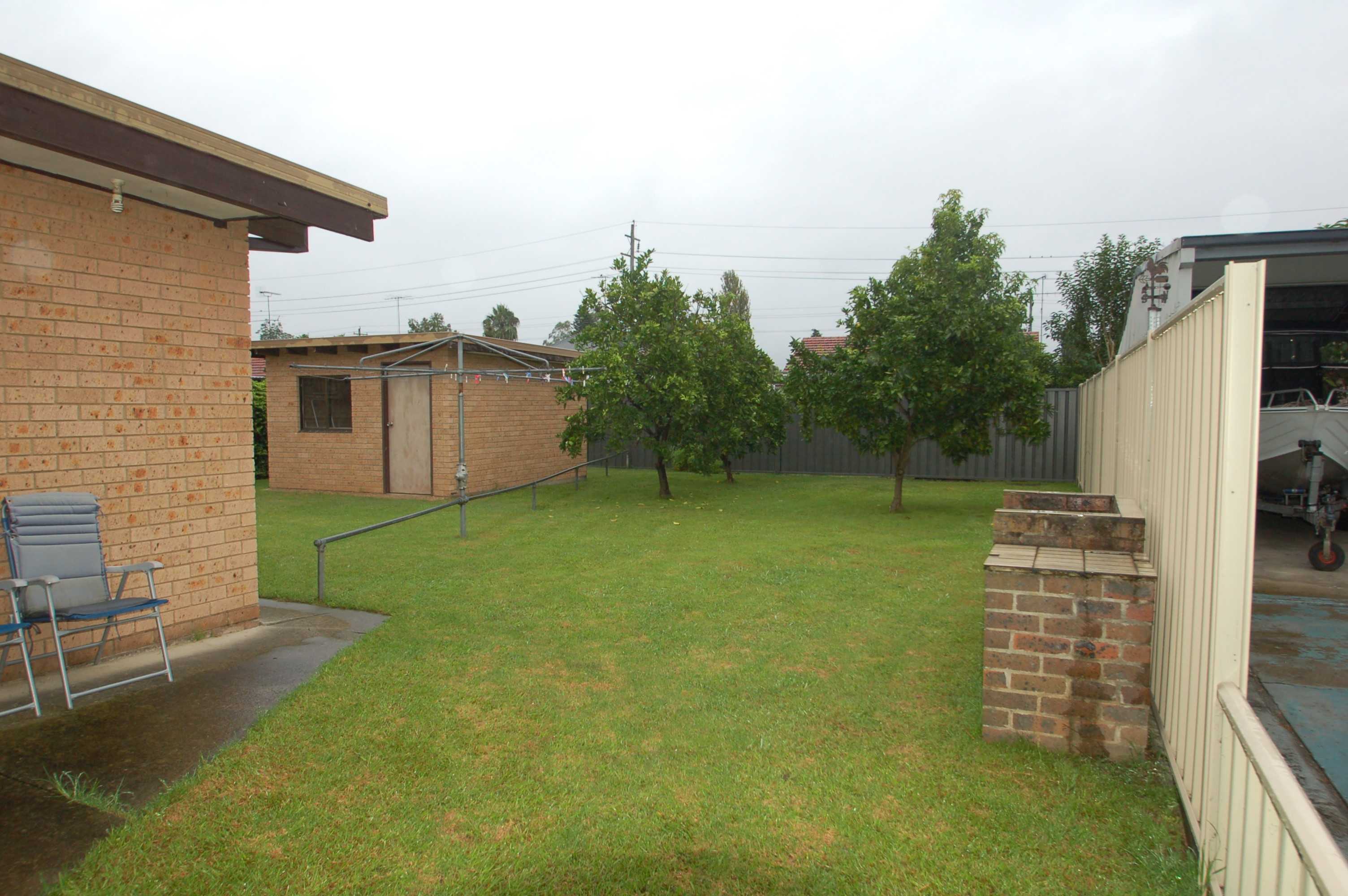 1-18-conrad-street-richmond-nsw-2753-2013