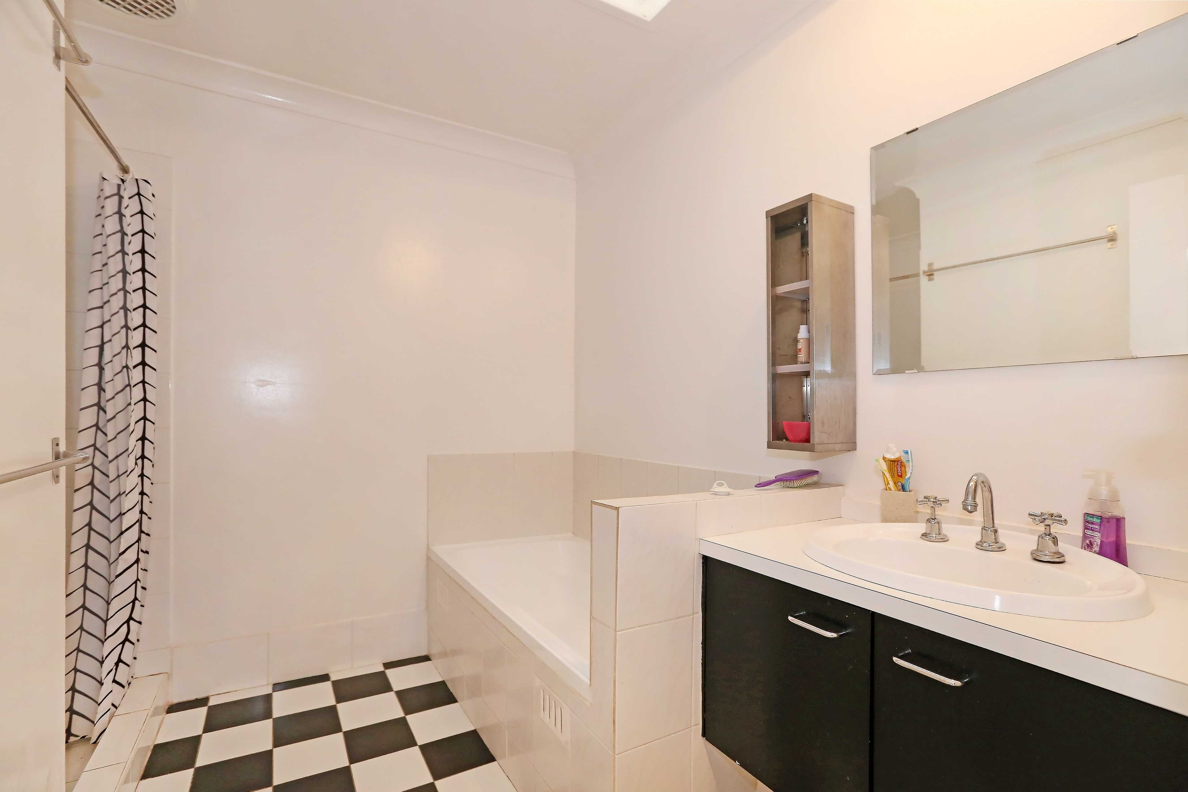 128-colonial-drive-bligh-park-nsw-2756-2585