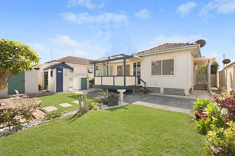 56-beach-street-ettalong-beach-nsw-2257-3230