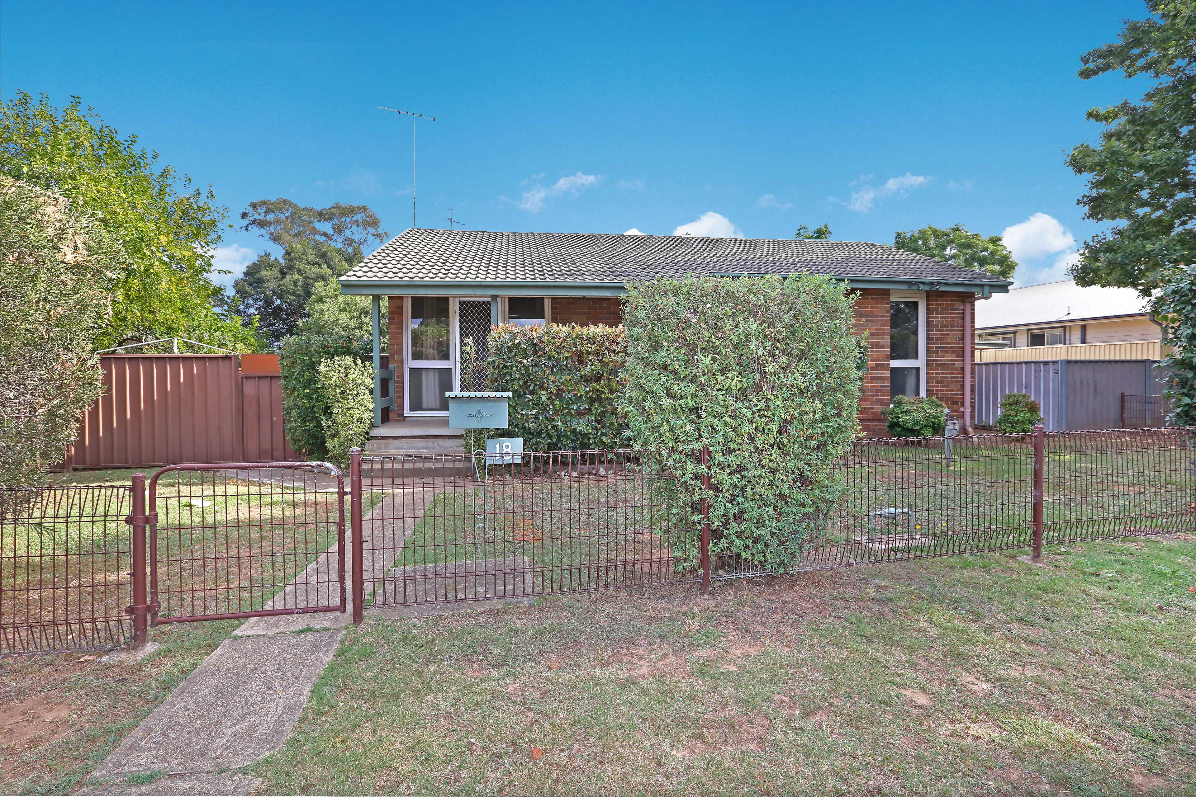 18-cornwell-avenue-hobartville-nsw-2753-4575
