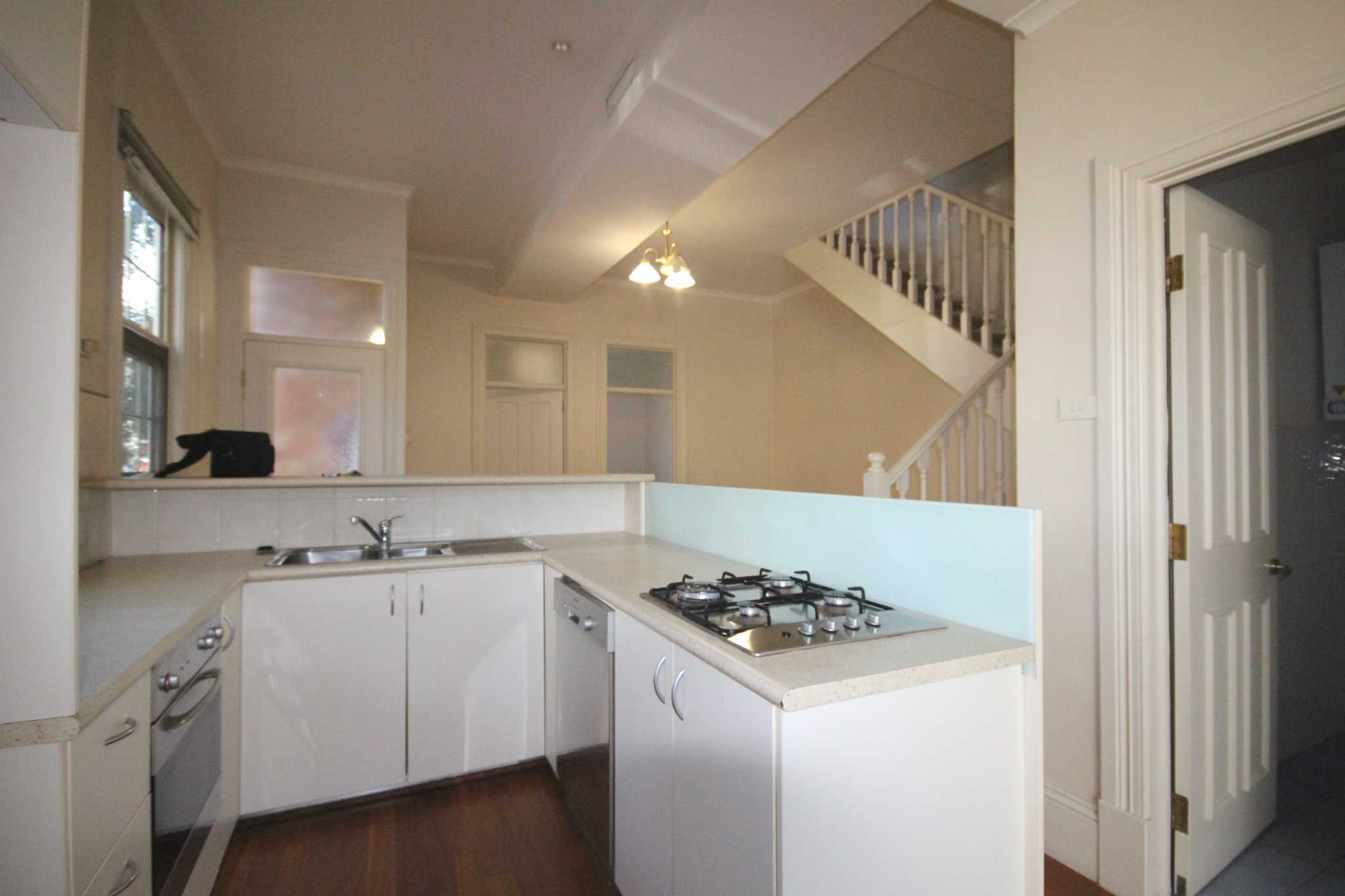 27-sebastopol-street-enmore-nsw-2042-547