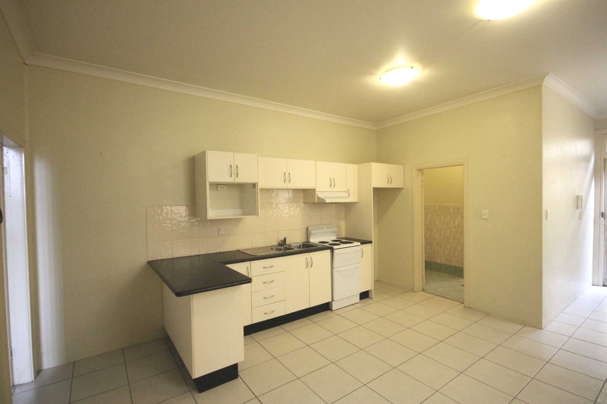 4-28-camden-street-newtown-nsw-2042-6879