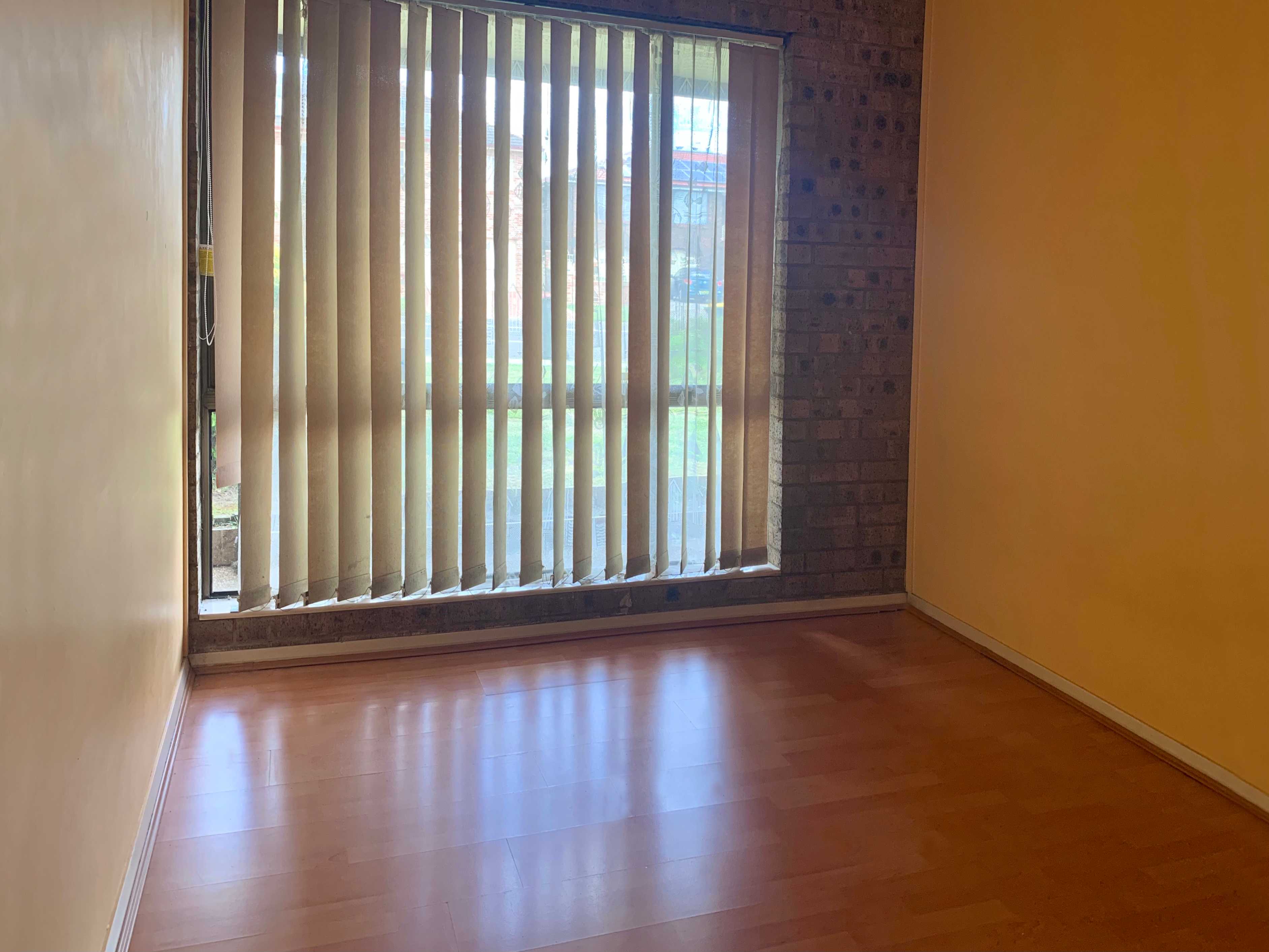 167-harrow-road-glenfield-nsw-2167-7575