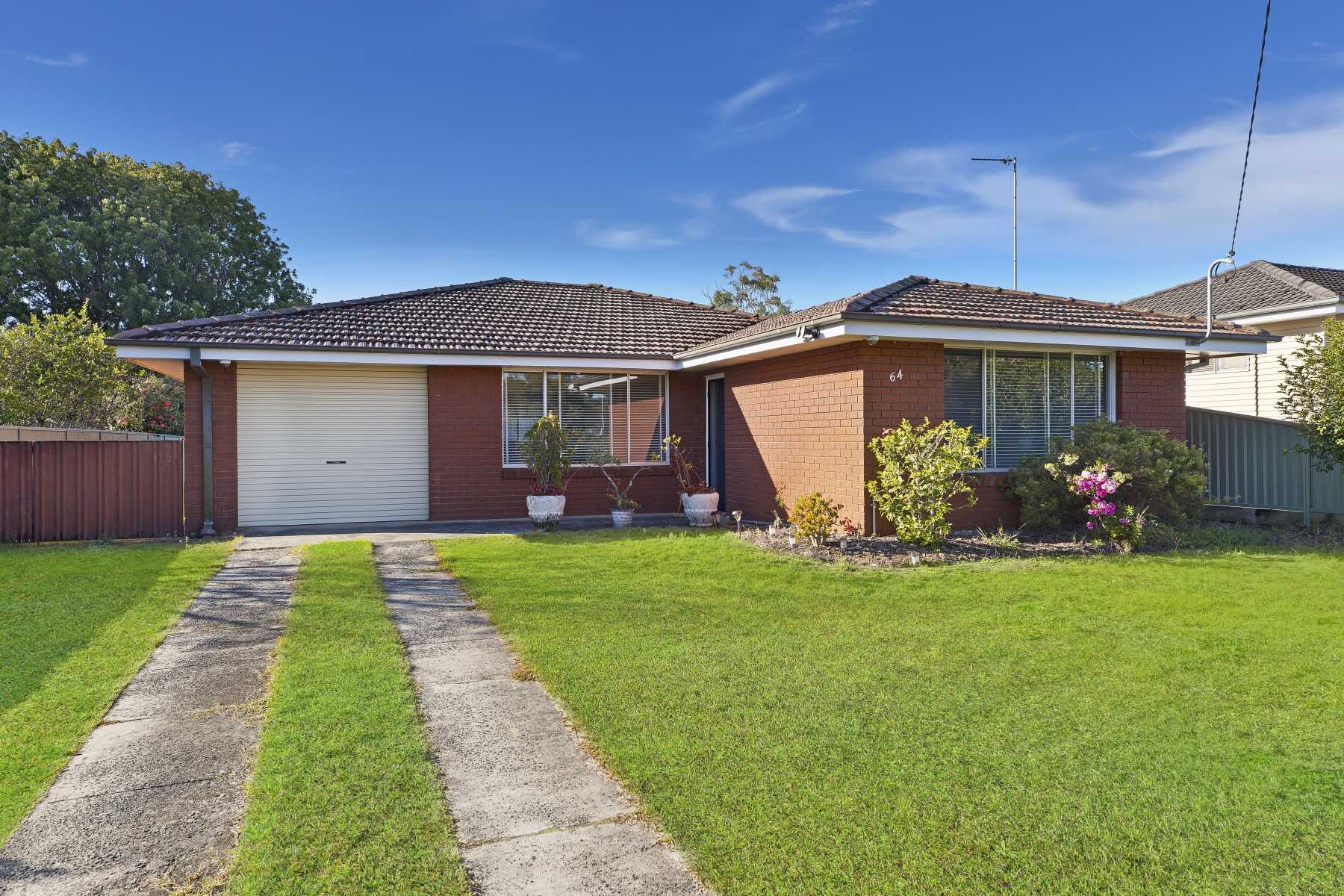 64-moana-street-woy-woy-nsw-2256-8010