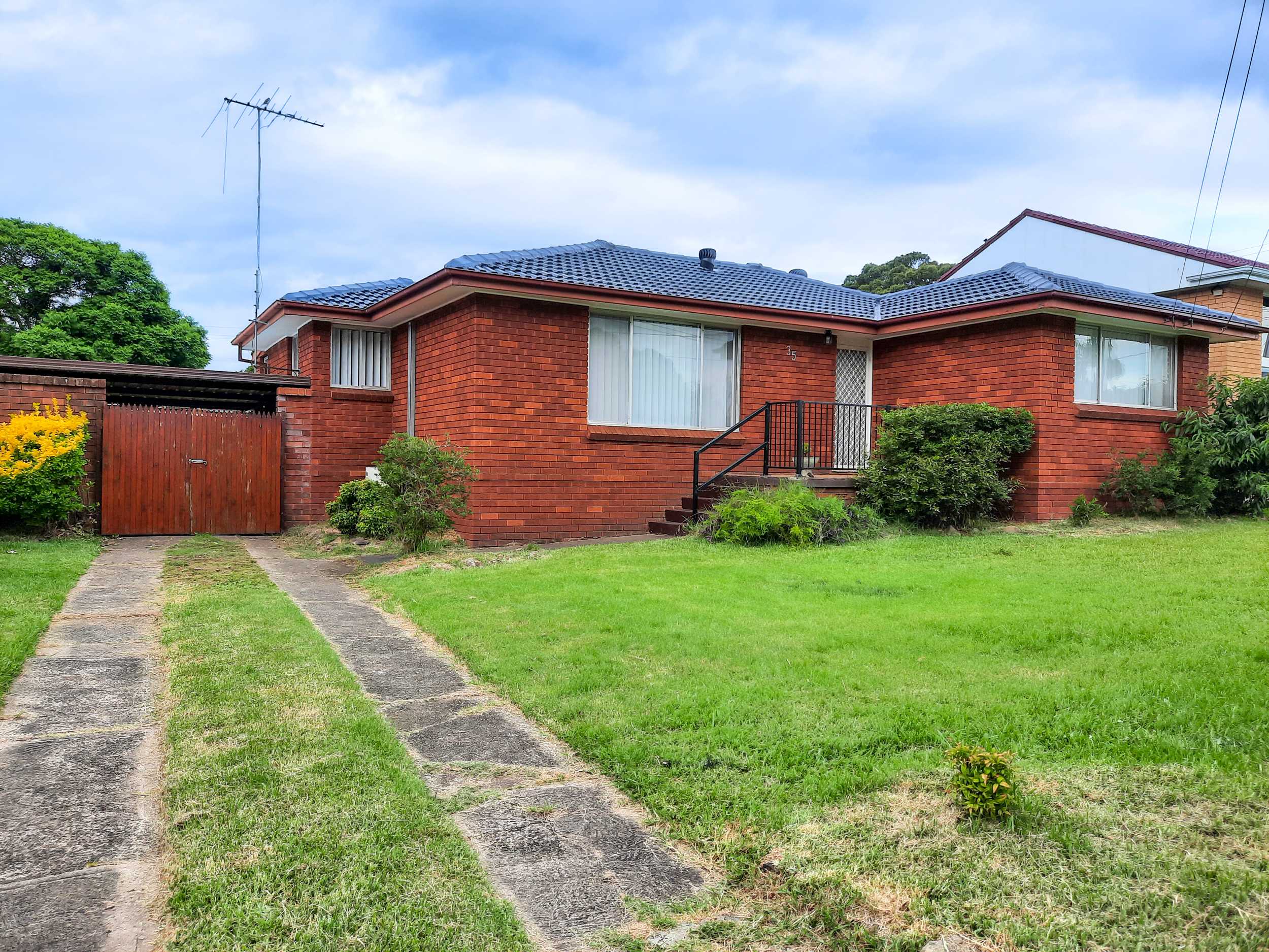 35-arnold-avenue-st-marys-nsw-2760-8485