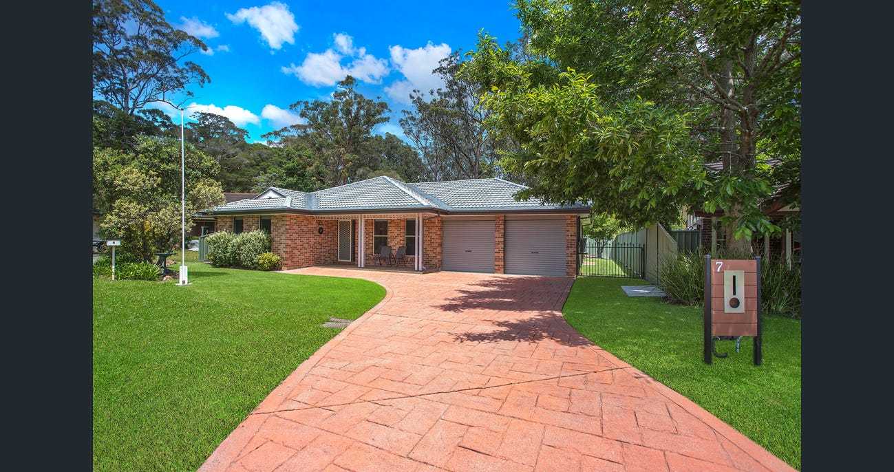 7-lauren-close-green-point-nsw-2251-8727