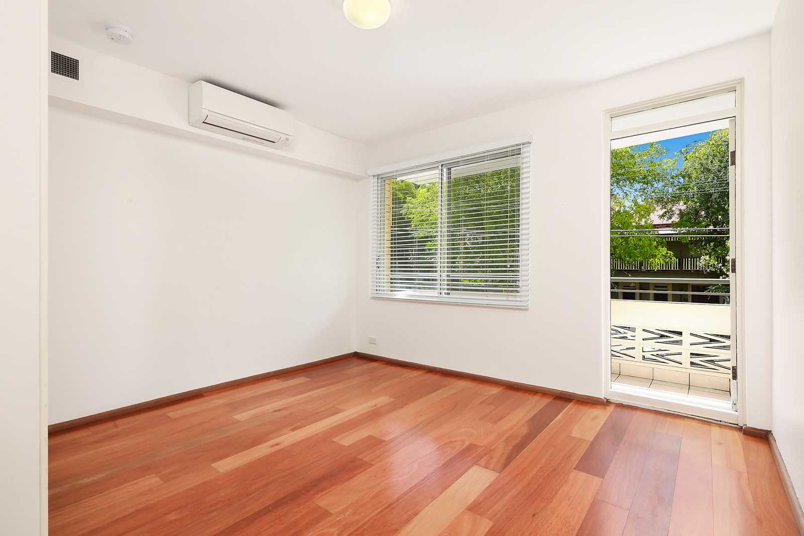 1-22-tupper-street-enmore-nsw-2042-8931