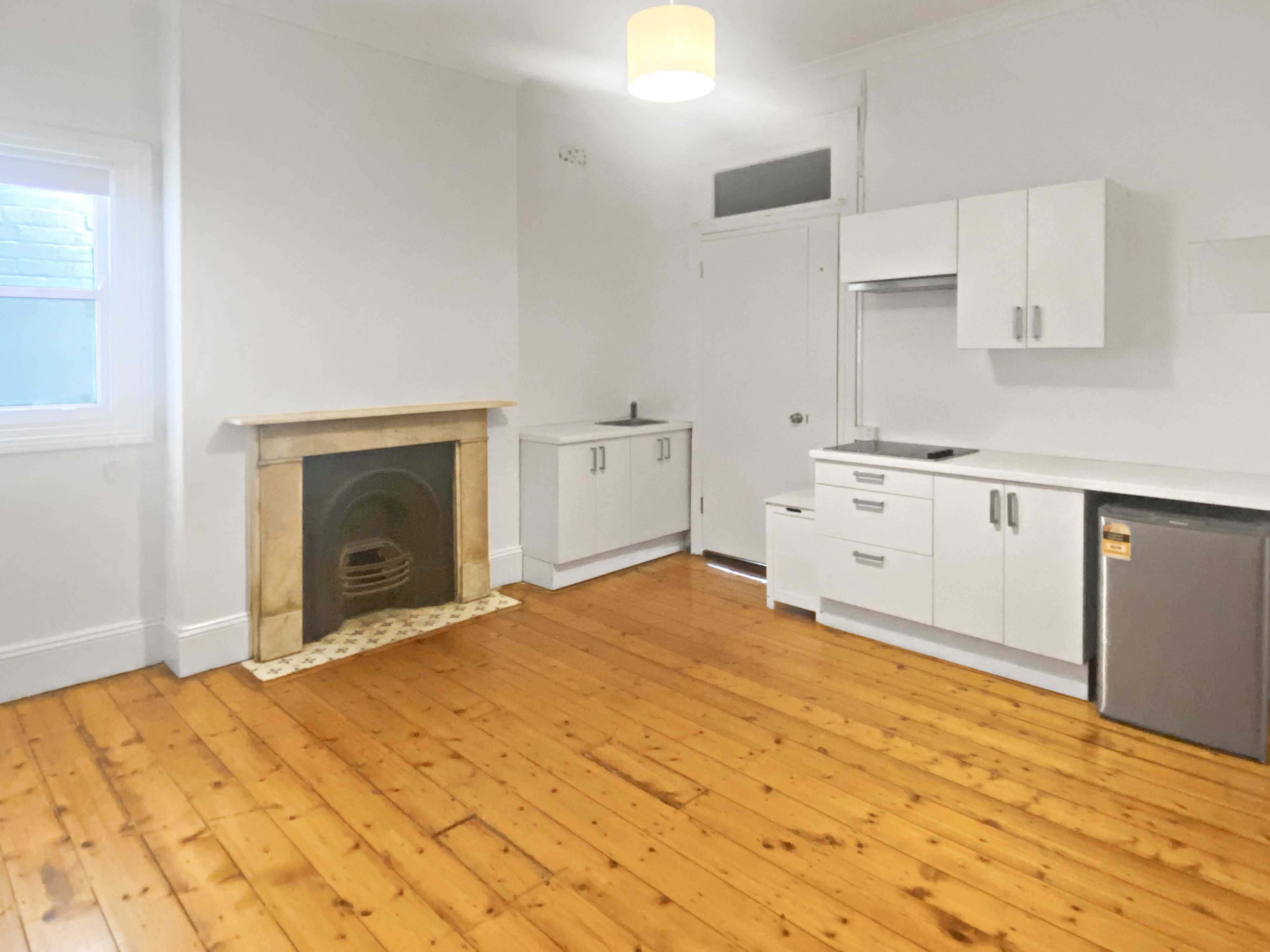 4-24-edgeware-road-enmore-nsw-2042-8940
