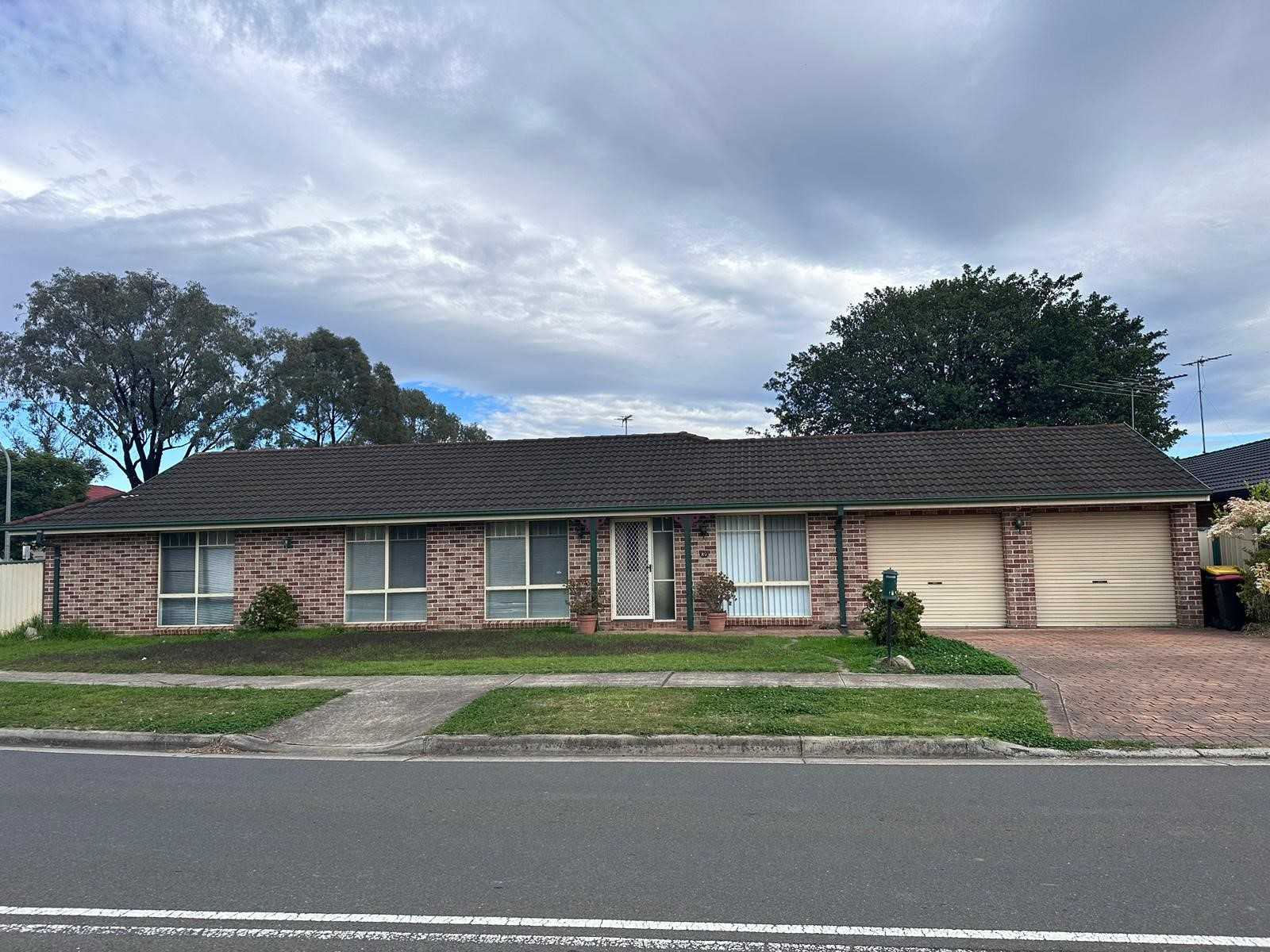 89-braidwood-drive-prestons-nsw-2170-9768