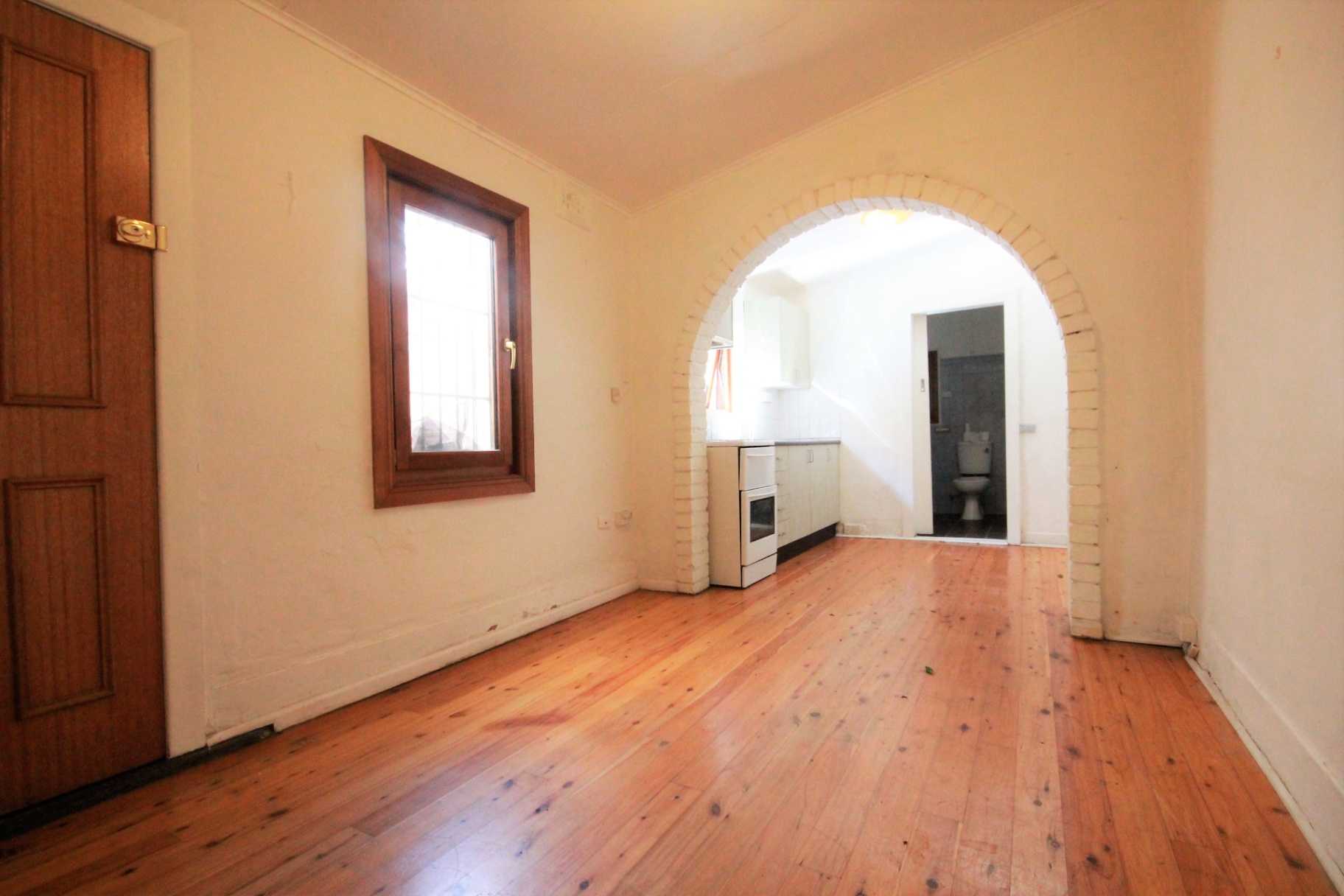15-cowper-street-marrickville-nsw-2204-9960