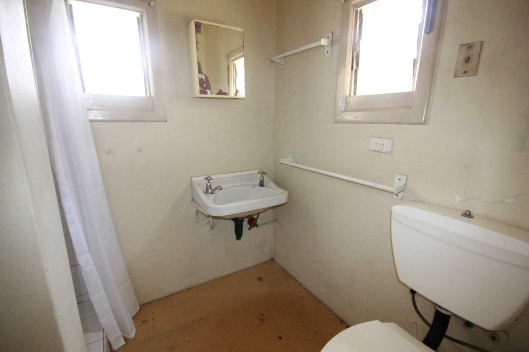 3-22-wemyss-street-enmore-nsw-2042-1273