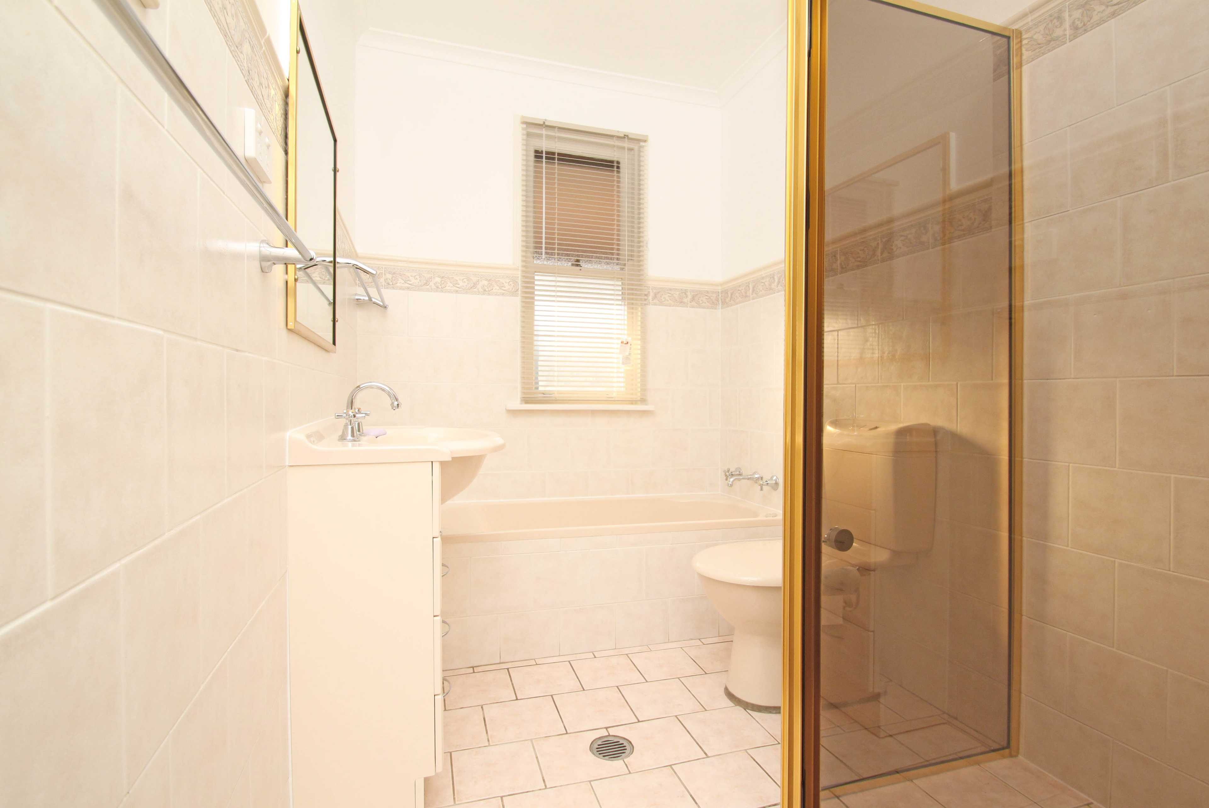 33-luttrell-street-glenmore-park-nsw-2745-772