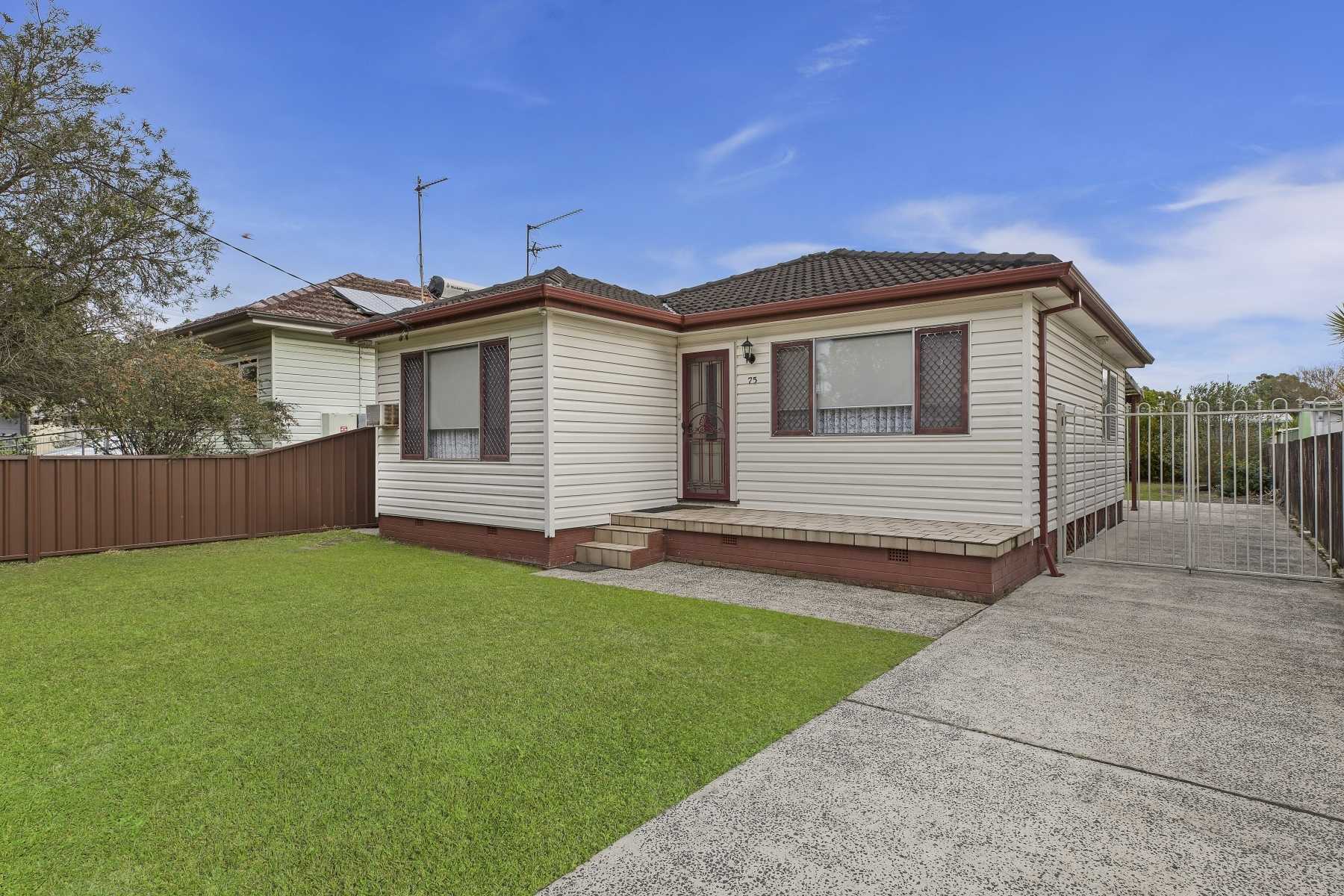 75-commonwealth-avenue-blackwall-nsw-2256-29024