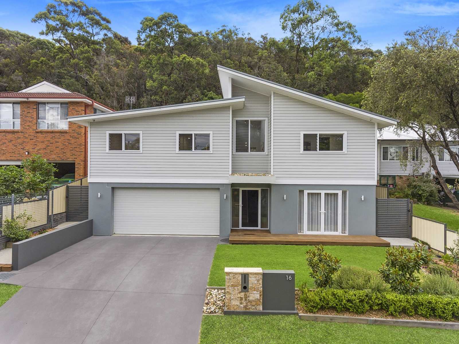 16-shoalhaven-drive-woy-woy-nsw-2256-29997