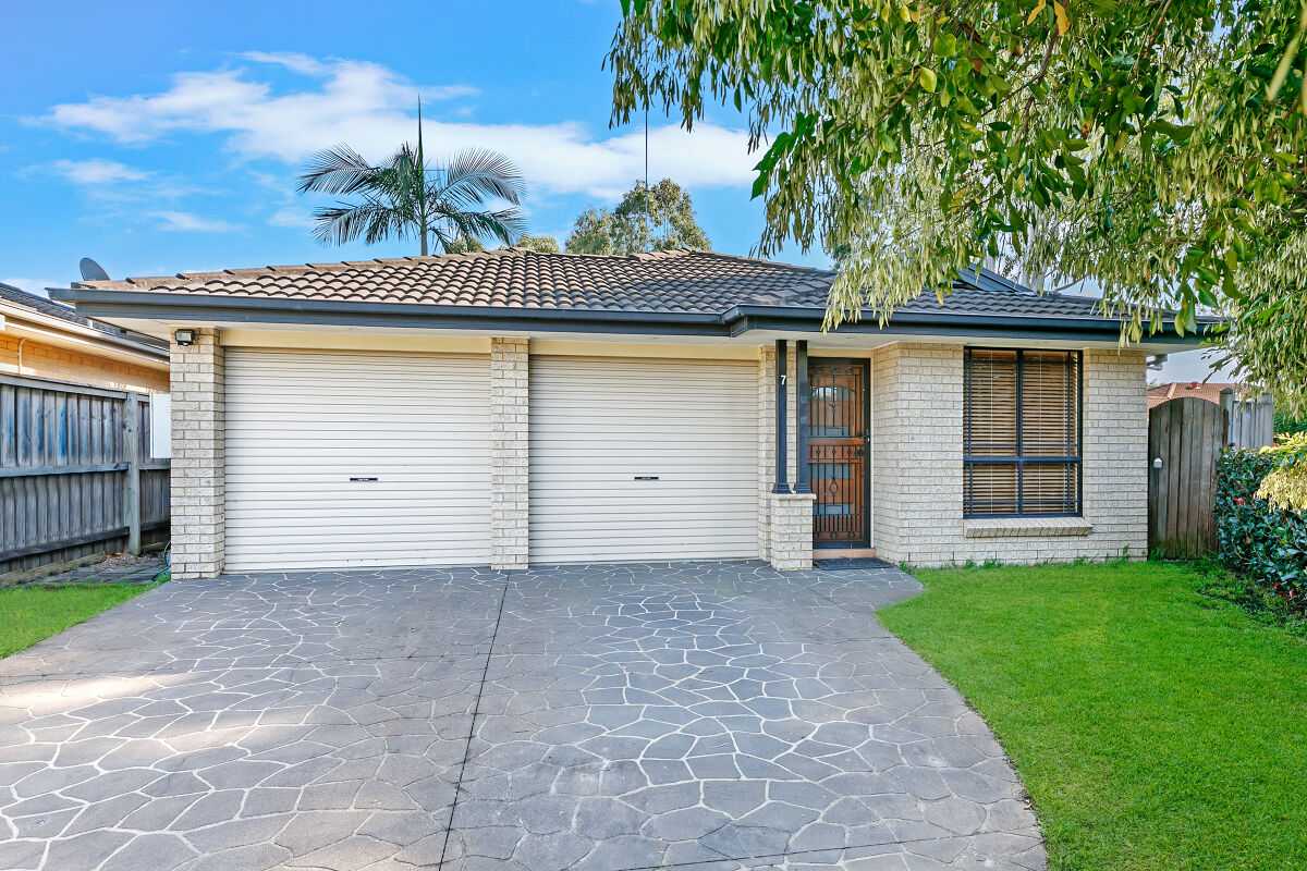 7-trumble-place-rouse-hill-nsw-2155-28251