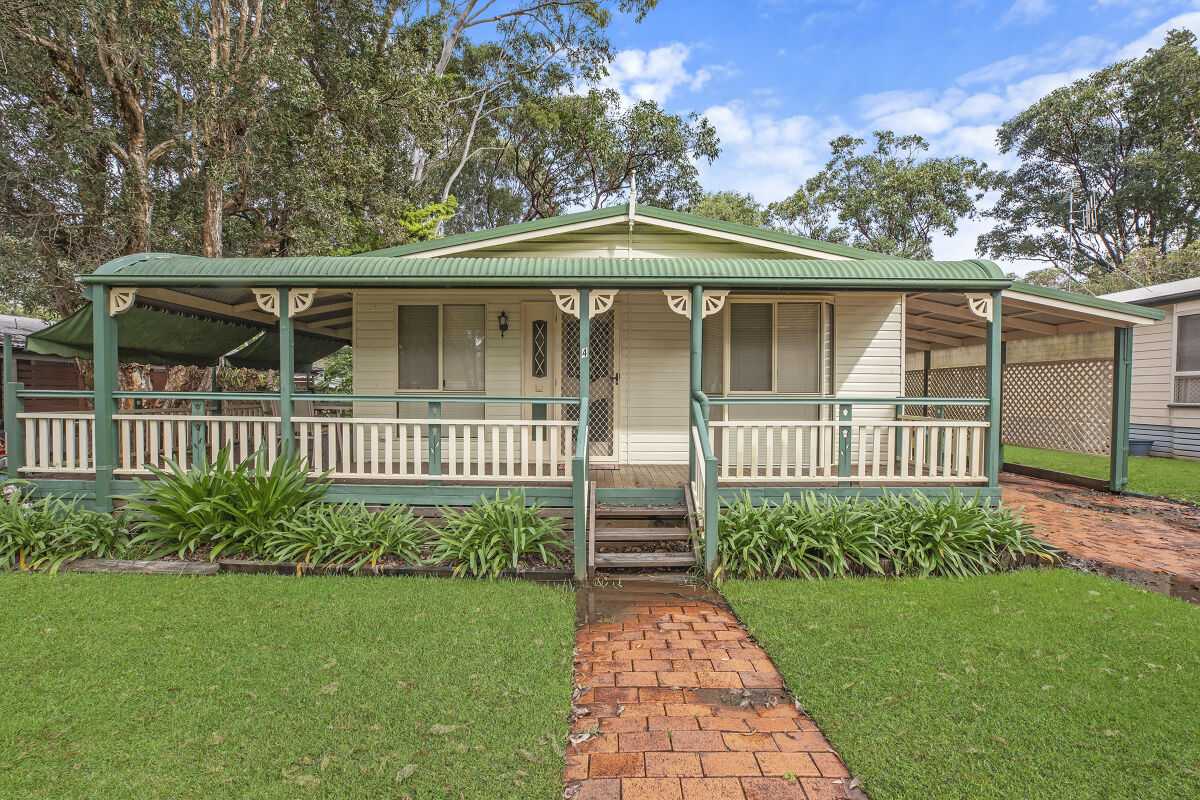 4-140-matthew-flinders-drive-port-macquarie-nsw-2444-28648