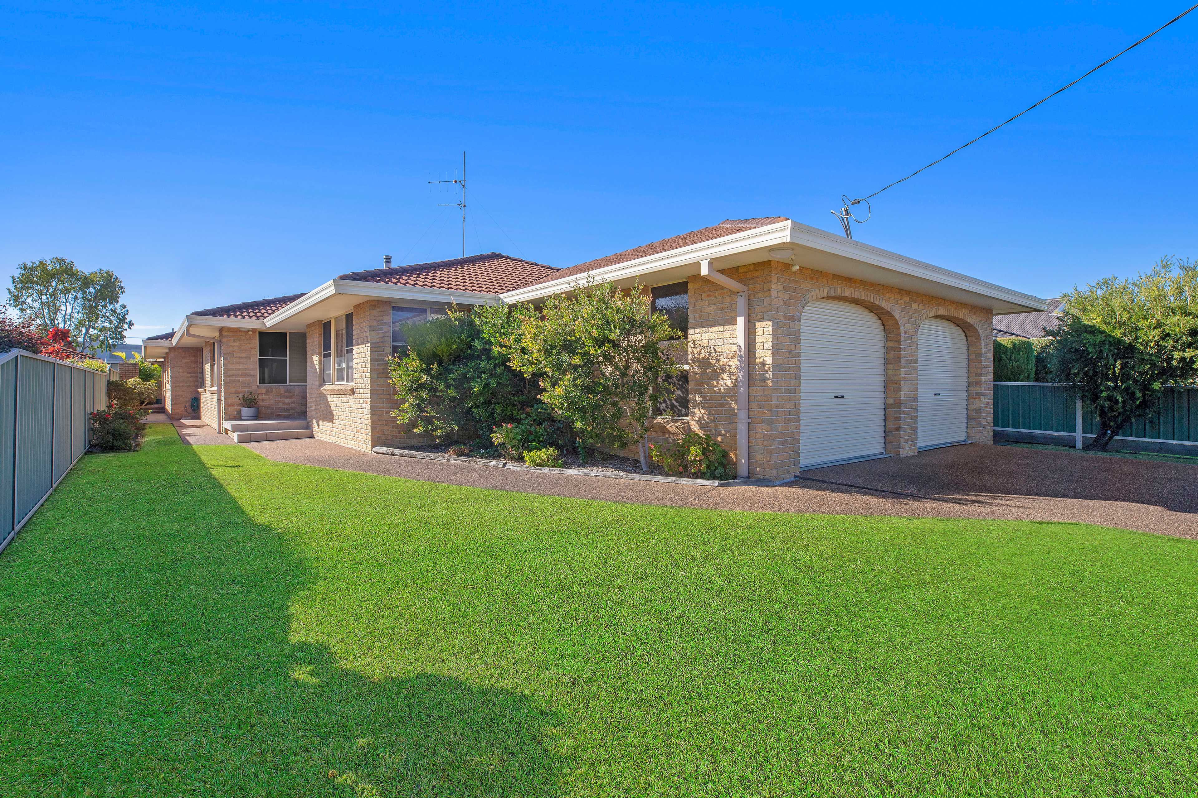 23-bent-street-tuncurry-nsw-2428-28755