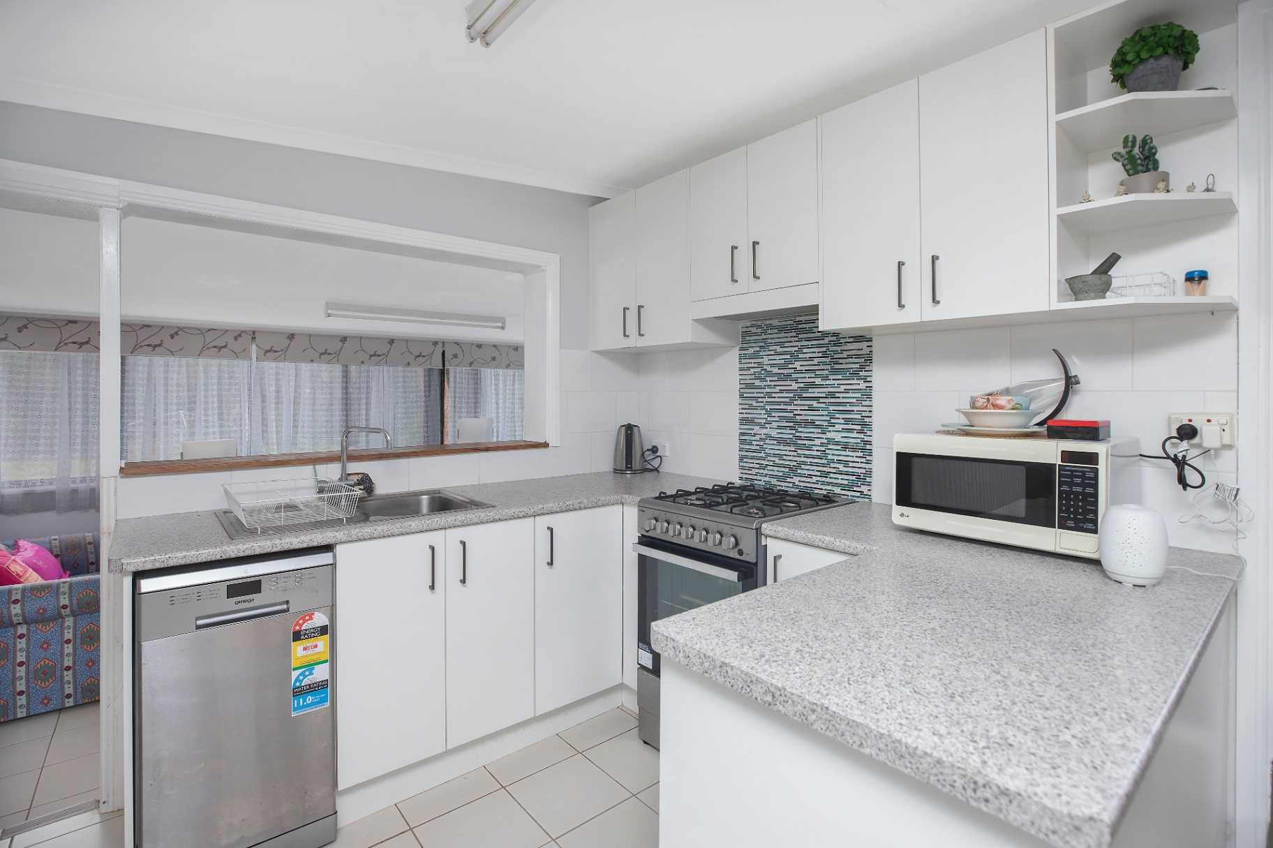 268-99-aquatic-road-darawank-nsw-2428-29117