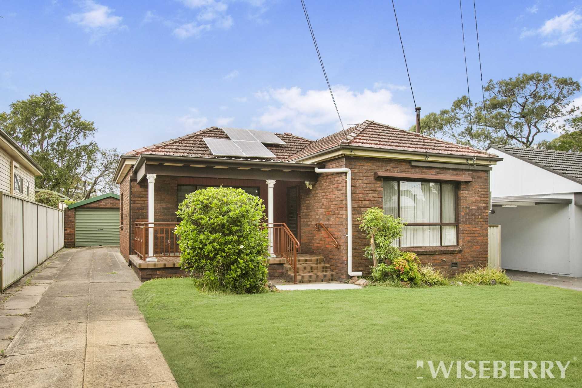 4-hargraves-avenue-punchbowl-nsw-2196-29535