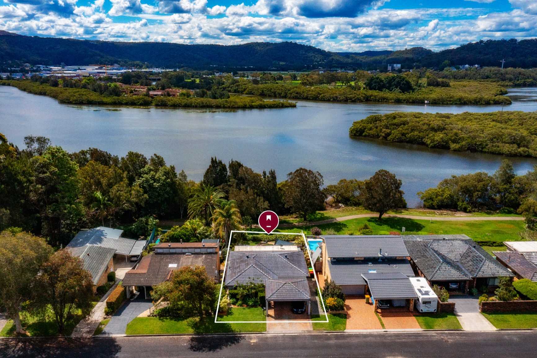 32-matthews-parade-point-clare-nsw-2250-29563