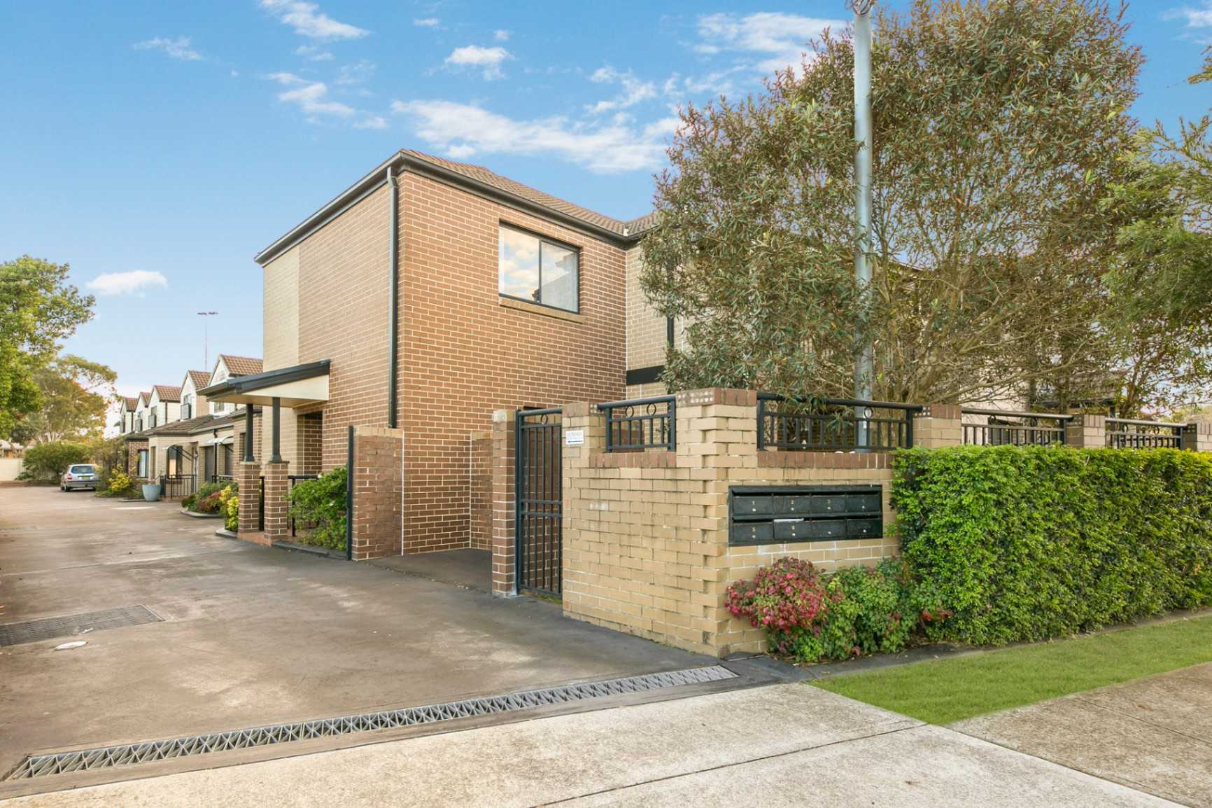 2-17-sunset-avenue-bankstown-nsw-2200-30874