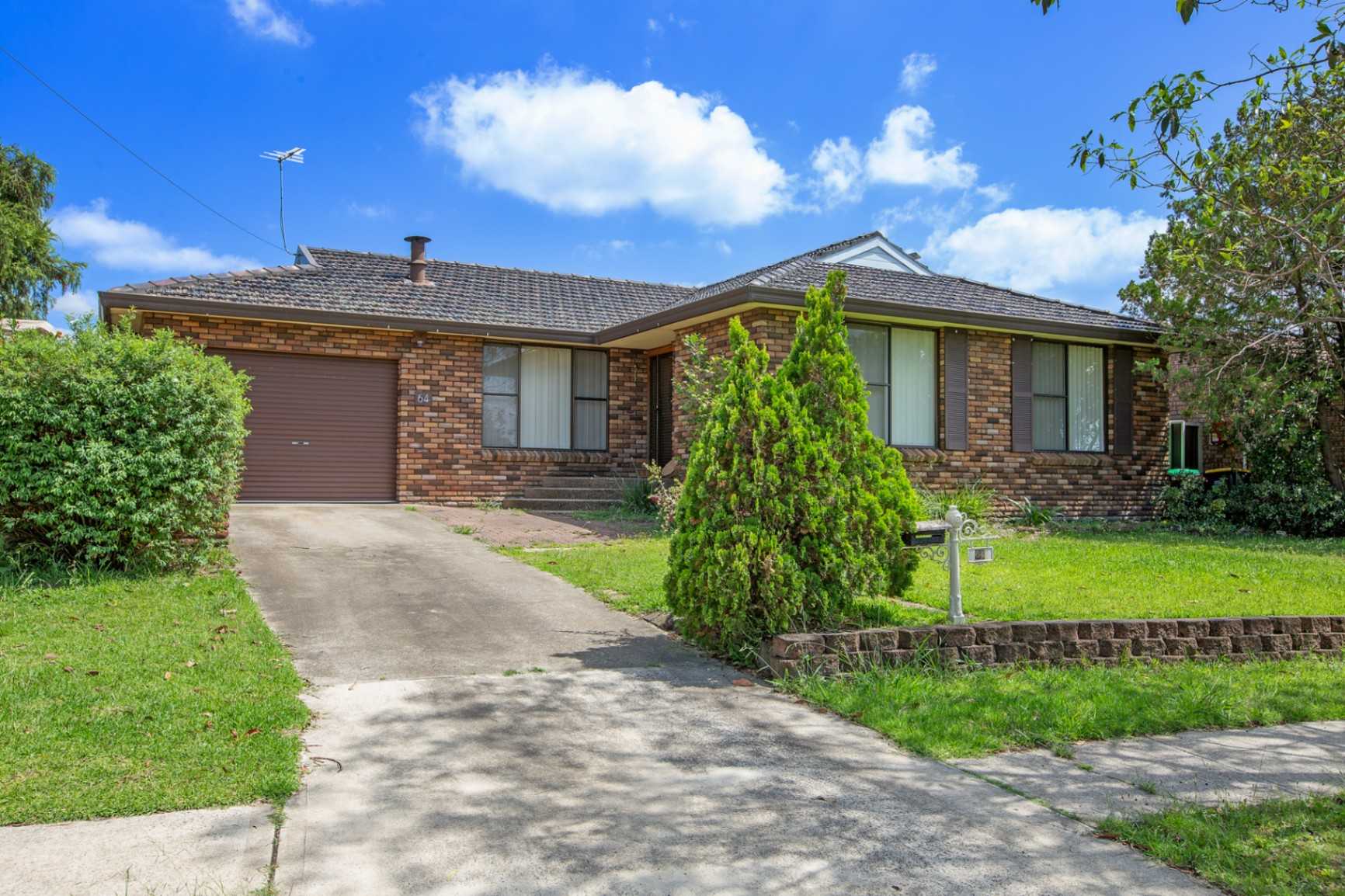64-trinity-drive-cambridge-gardens-nsw-2747-9401